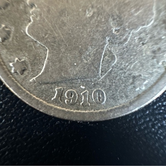 1910 Liberty “V” Nickel – Vintage U.S. 5 Cent Coin | Classic Barber-Era Nickel - Picture 2 of 5